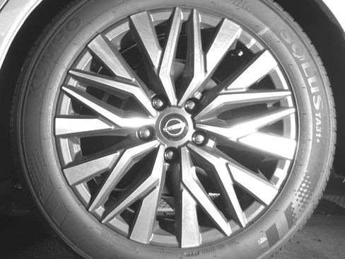 Used 2025 Nissan Altima 2.5 SV image 14