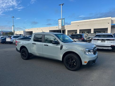 Used 2024 Ford Maverick XLT w/ Equipment Group 300A Standard AWD/4WD image 2