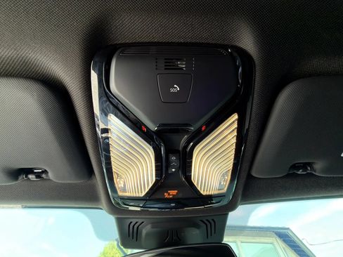 Used 2019 BMW X5 xDrive50i w/ M Sport Package AWD/4WD image 38