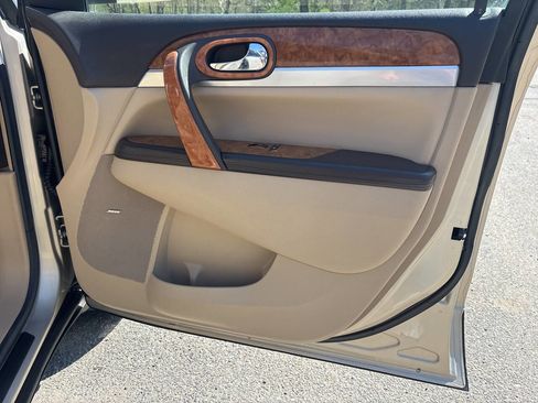 Used 2008 Buick Enclave CXL w/ Entertainment Package #3 image 23