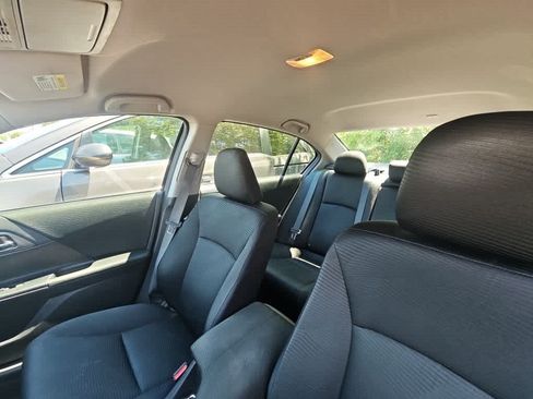 Used 2014 Honda Accord LX image 8