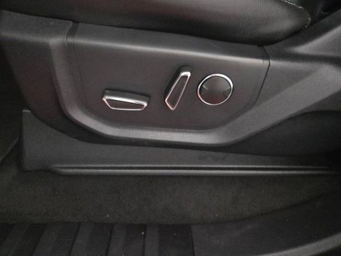Used 2019 Ford F250 Lariat w/ Lariat Value Package image 78