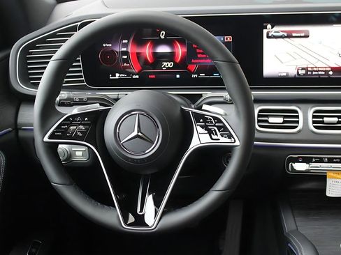 Used 2026 Mercedes-Benz GLE 350 4MATIC image 16