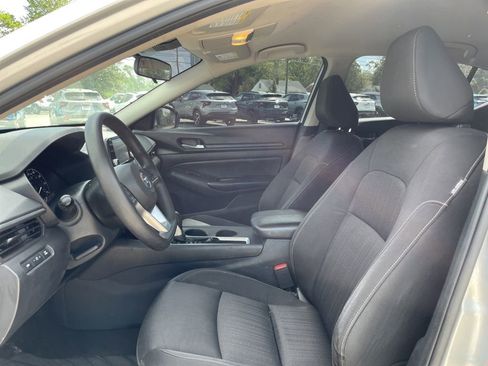 Used 2022 Nissan Altima 2.5 S image 10