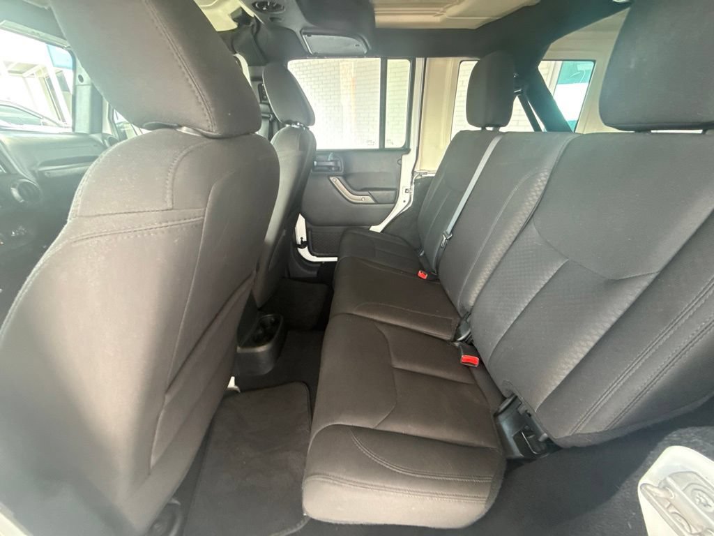 Used 2018 Jeep Wrangler Unlimited Sport S AWD/4WD image 42