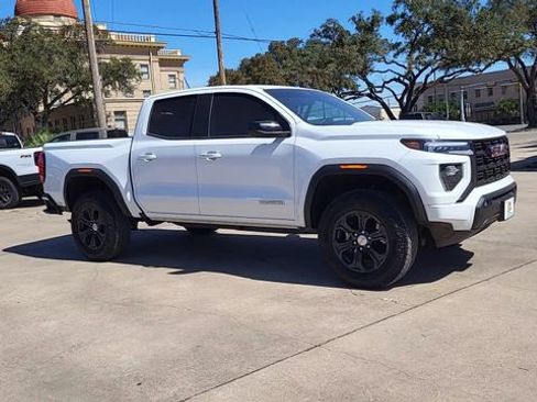 Used 2024 GMC Canyon Elevation w/ Convenience Package image 9