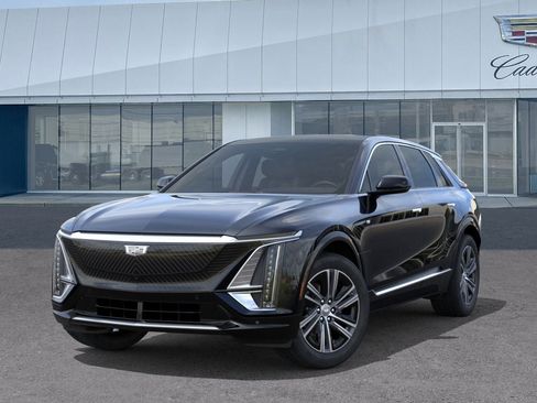 New 2026 Cadillac Lyriq Luxury image 6