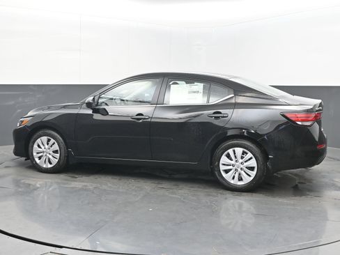 New 2025 Nissan Sentra S image 5