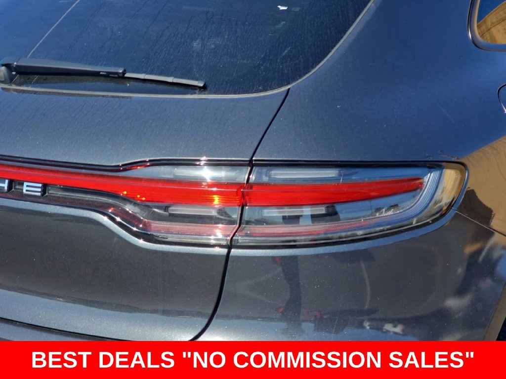 Used 2021 Porsche Macan w/ Premium Package AWD/4WD image 40