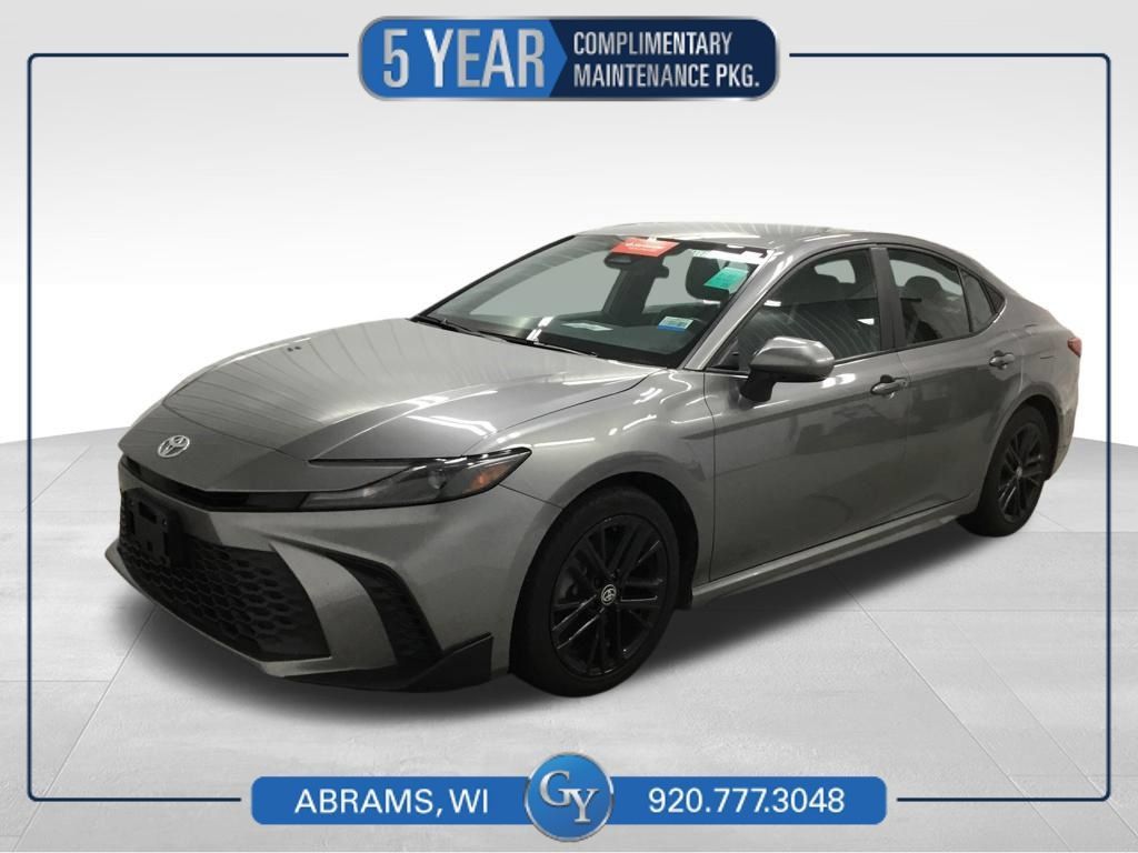 Used 2025 Toyota Camry SE FWD image 1