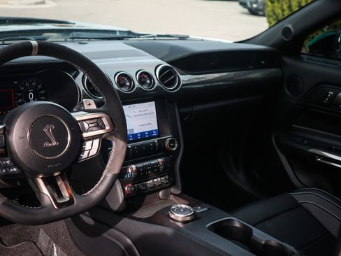 Used 2020 Ford Mustang Shelby GT500 w/ Technology Package image 29