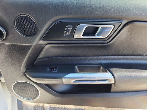Used 2019 Ford Mustang Premium image 27