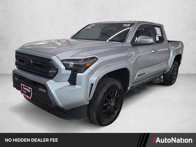 Used 2025 Toyota Tacoma SR5 AWD/4WD image 1