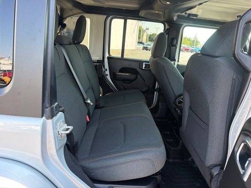 Used 2024 Jeep Wrangler Unlimited w/ Convenience Group AWD/4WD image 47