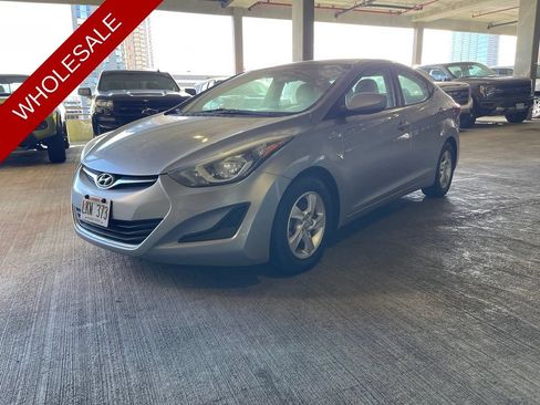 Used 2015 Hyundai Elantra SE FWD image 1