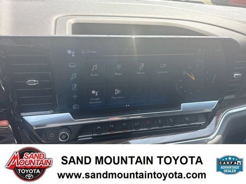 Used 2022 Chevrolet Silverado 1500 LT Trail Boss w/ LT Trail Boss Premium Package AWD/4WD image 23