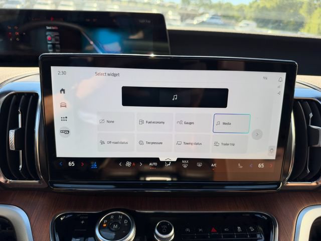 Used 2026 Ford Expedition King Ranch AWD/4WD image 41