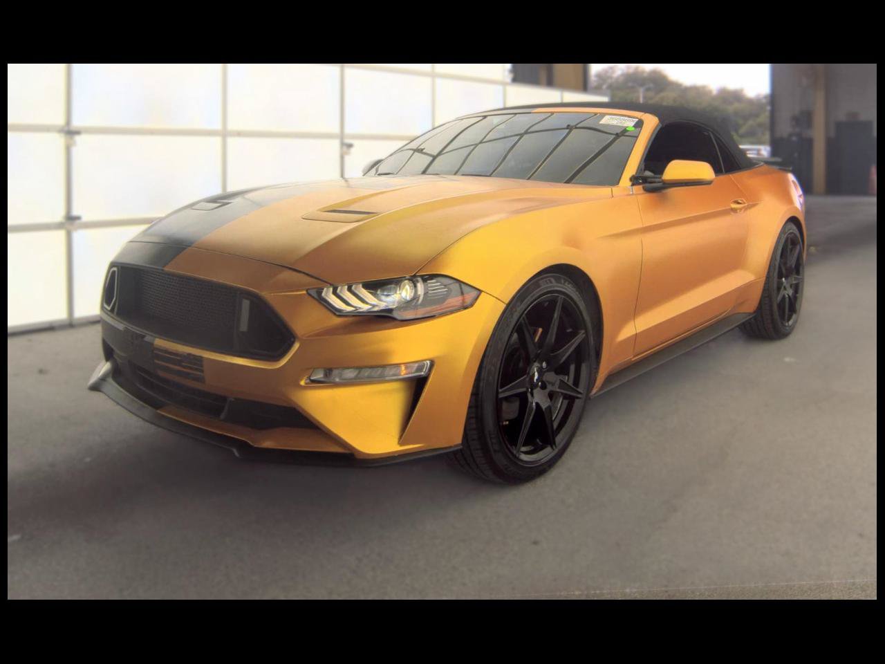 Used 2021 Ford Mustang Premium RWD image 1