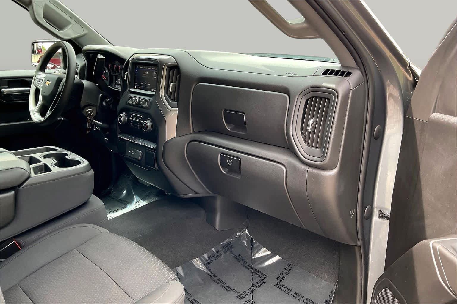 Used 2022 Chevrolet Silverado 1500 Custom AWD/4WD image 16