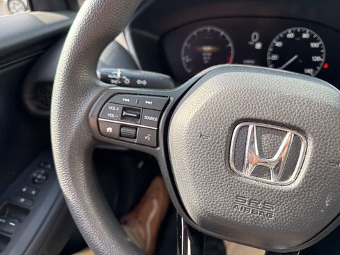 Used 2023 Honda HR-V LX image 20