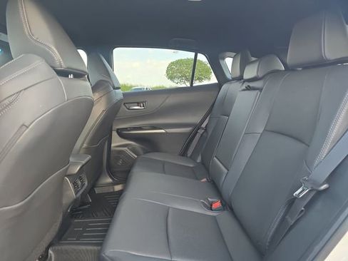 Used 2024 Toyota Venza Limited AWD/4WD image 16