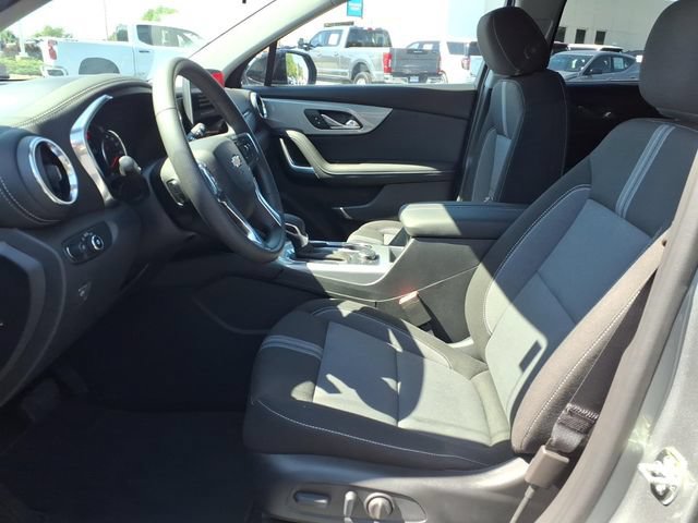 New 2026 Chevrolet Blazer LT w/ Midnight/Sport Edition AWD/4WD image 17