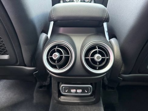 Used 2023 Alfa Romeo Stelvio Veloce AWD/4WD image 56
