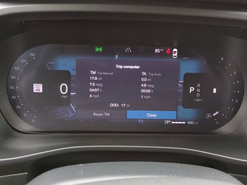 New 2026 Volvo XC40 B5 Plus w/ Protection Package Premier AWD/4WD image 23