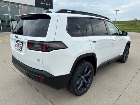 New 2026 Jeep Cherokee Laredo AWD/4WD image 29