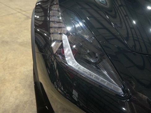 Used 2017 Chevrolet Corvette Z06 w/ Z07 Performance Package RWD image 30