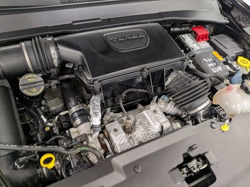 Used 2024 Jeep Compass Limited image 30