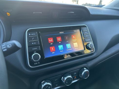 Used 2024 Nissan Kicks S image 22