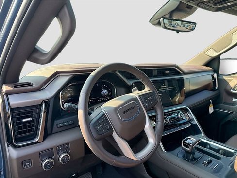 Used 2025 GMC Sierra 1500 Denali w/ Denali Reserve Package image 12