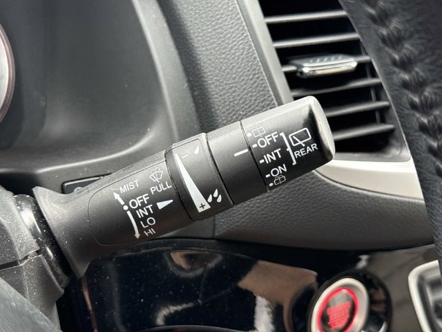 Used 2016 Honda Pilot Touring image 26