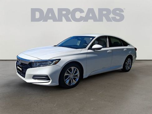 Used 2018 Honda Accord LX image 3