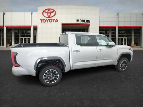 New 2026 Toyota Tundra Limited AWD/4WD image 24