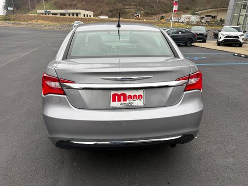 Used 2013 Chrysler 200 Touring w/ Cold Weather Group image 8