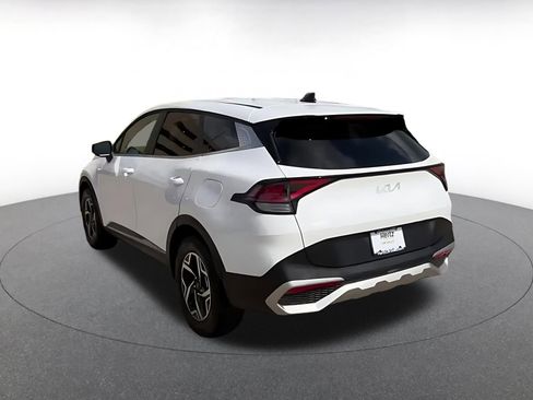 Used 2025 Kia Sportage LX image 12