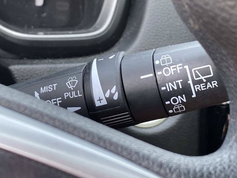 Used 2017 Honda CR-V EX image 18