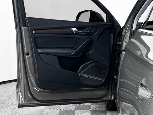 Certified 2023 Audi Q5 2.0T Premium Plus w/ Premium Plus Package image 14
