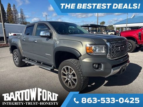 Used 2017 GMC Canyon Denali image 3