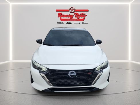 Used 2024 Nissan Sentra SR FWD image 8