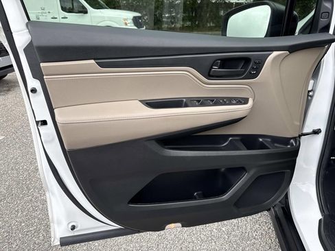 Used 2024 Honda Odyssey EX-L image 23