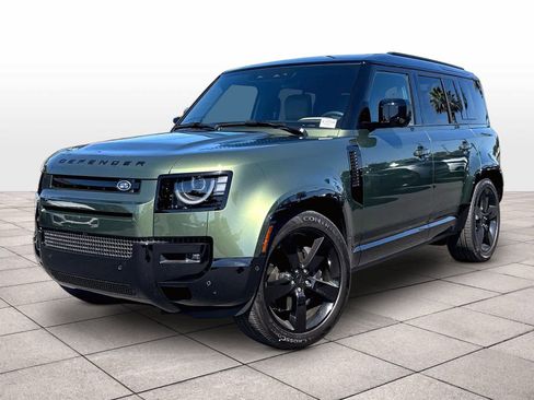 Used 2026 Land Rover Defender 110 X-Dynamic SE AWD/4WD image 1