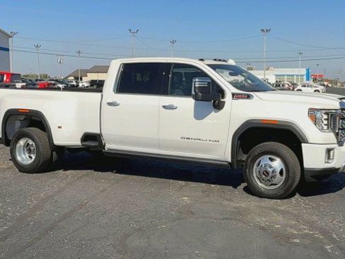 Certified 2023 GMC Sierra 3500 Denali w/ Denali Ultimate Package image 2