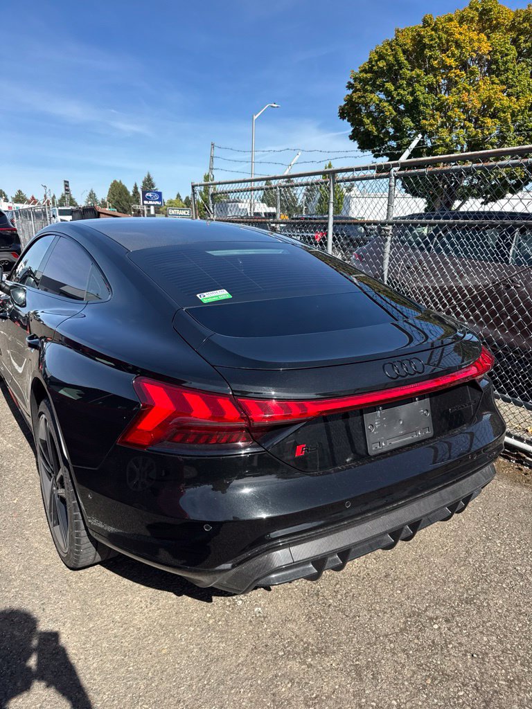 Used 2022 Audi RS e-tron GT AWD/4WD image 3