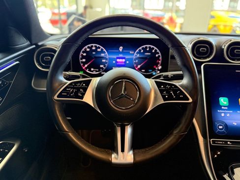Used 2025 Mercedes-Benz C 300 4MATIC Sedan image 37