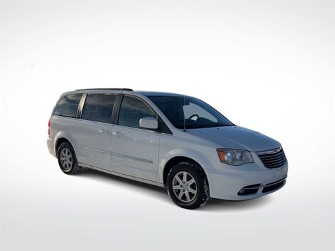 Used 2012 Chrysler Town & Country Touring w/ Entertainment Group #1 image 3