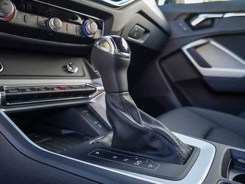 New 2025 Audi Q3 2.0T Premium image 23