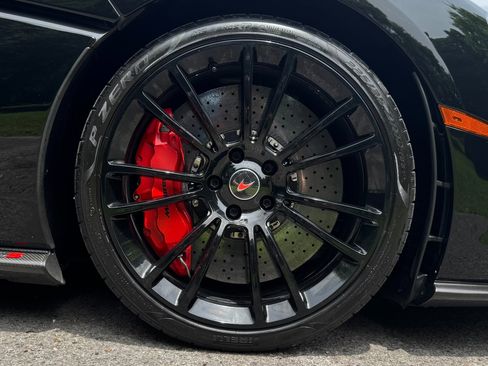 Used 2017 McLaren 570S Coupe RWD image 17